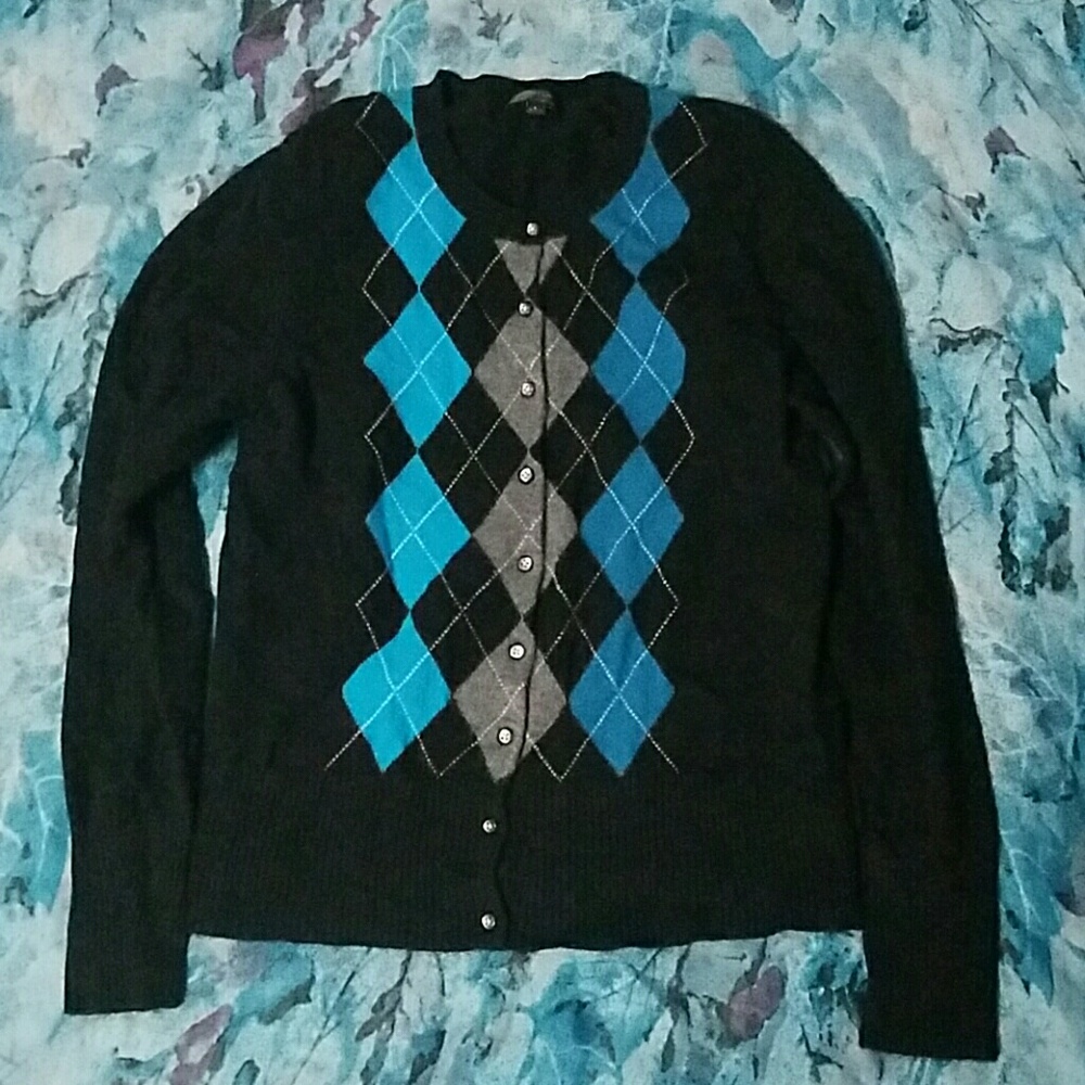 100% Cashmere Apt. 9 Cardigan